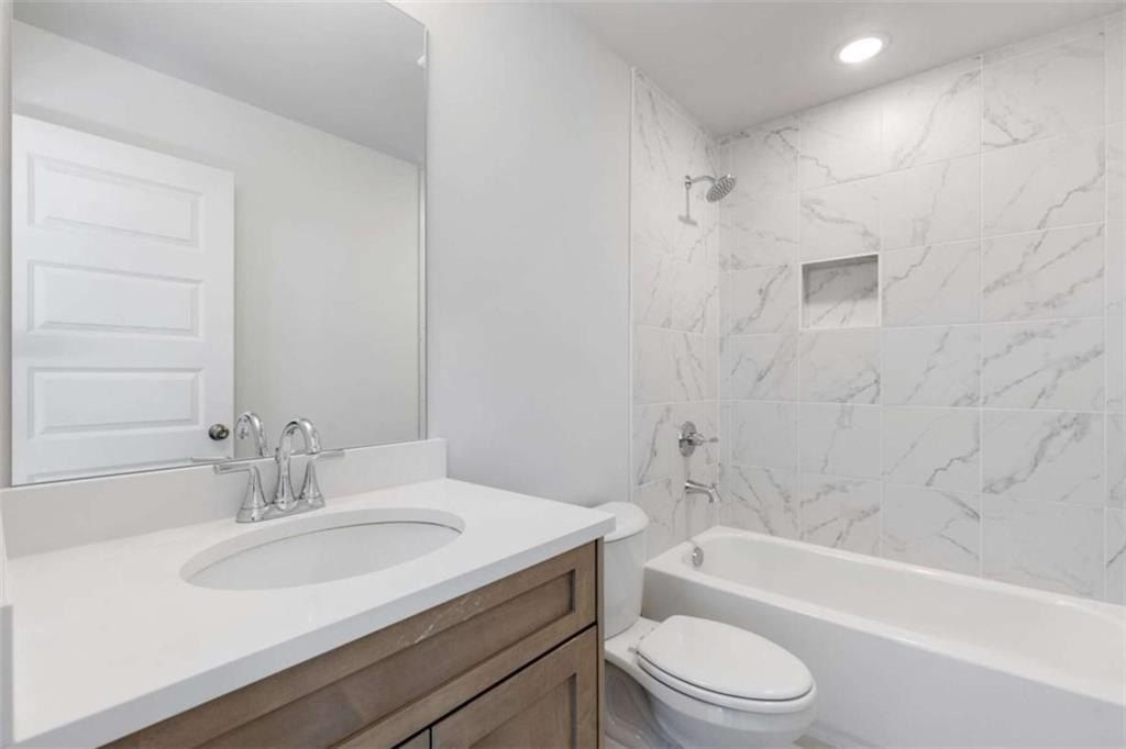 372 Summerville Lane. Athens, GA 30606