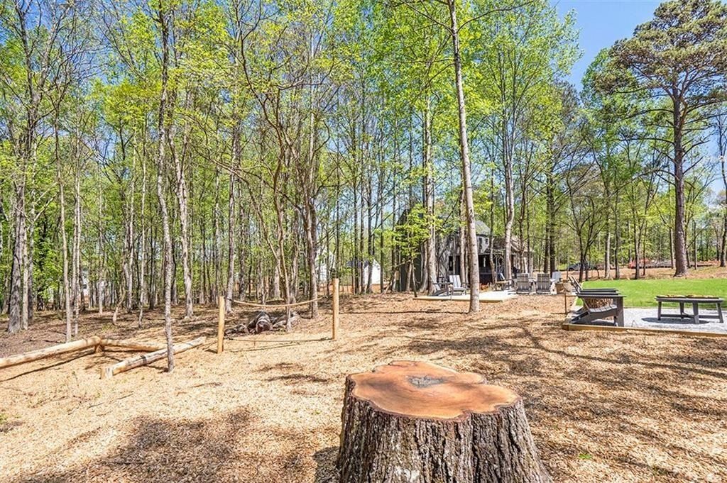 130 Cedarwood Lane. Roswell, GA 30075