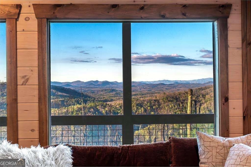 470 Skylight Dr. Blue Ridge, GA 30513