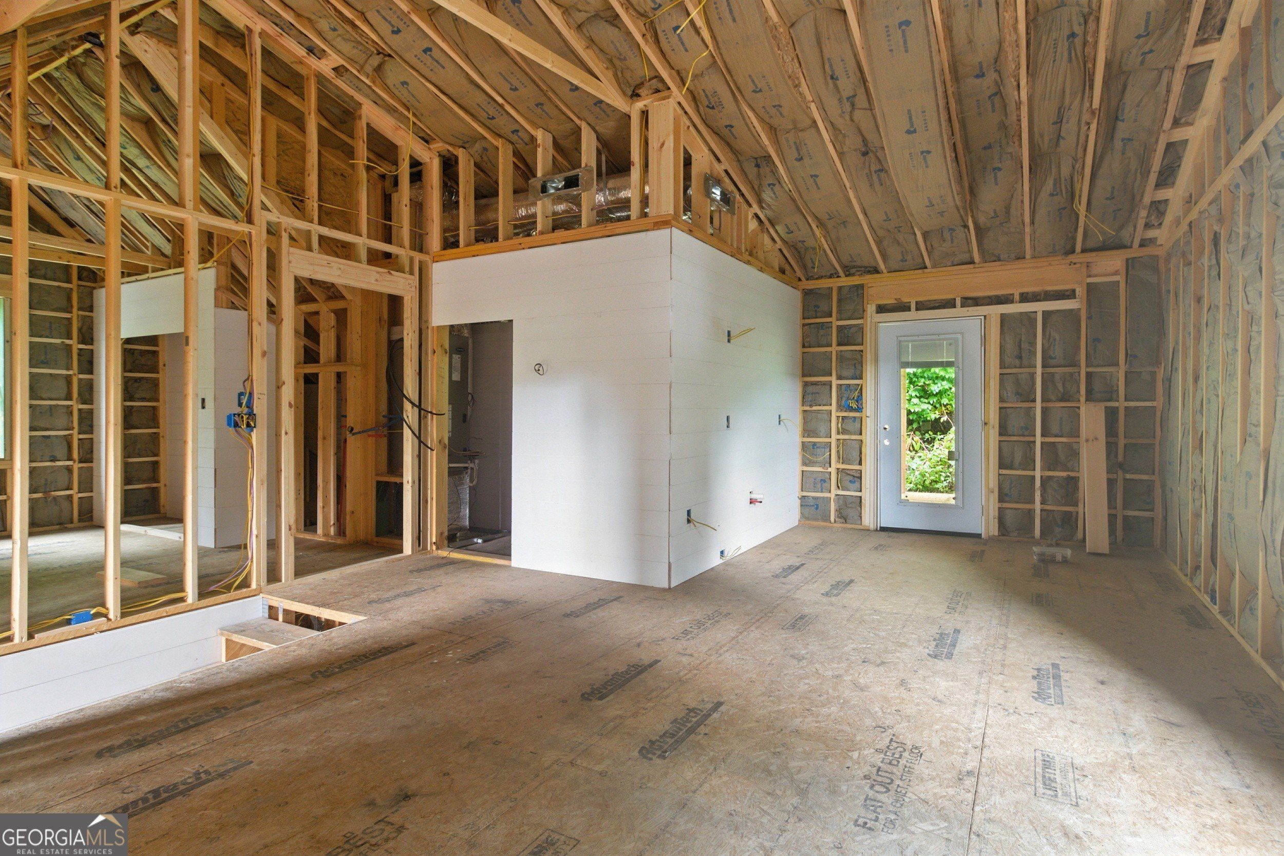 668 Mountainside Drive. Rabun Gap, GA 30568