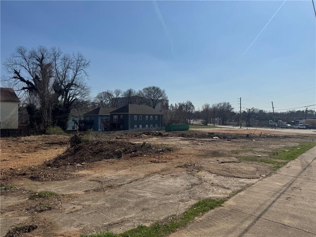 1066 Washington Street Sw. Atlanta, GA 30315