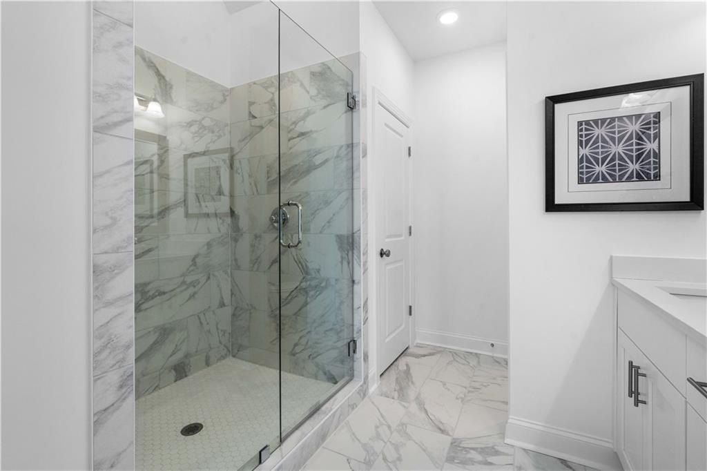 1506 Westend Way Unit 329. Cumming, GA 30041