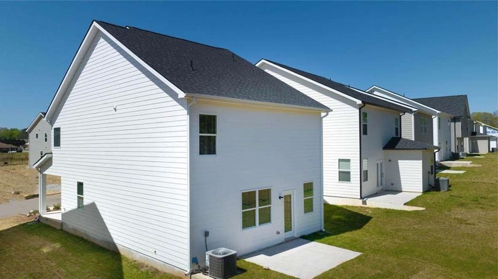 173 Lauritsen Way. Newnan, GA 30265