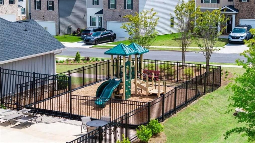 89 White Spruce Way. Newnan, GA 30265