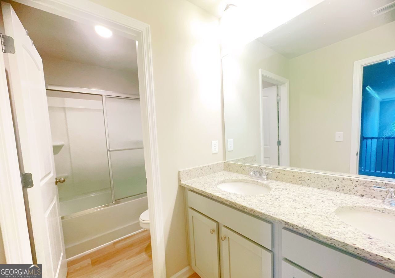 446 Sawmill Trace. Hampton, GA 30228