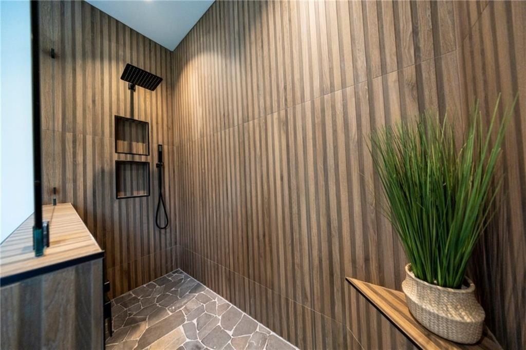 8485 Lynn Drive. Gainesville, GA 30506