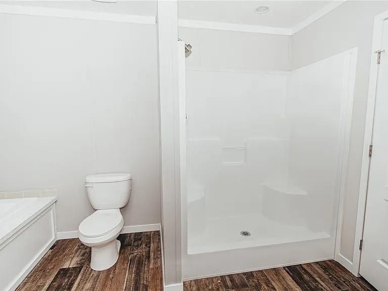 689 Auction Road. Waynesville, GA 31566