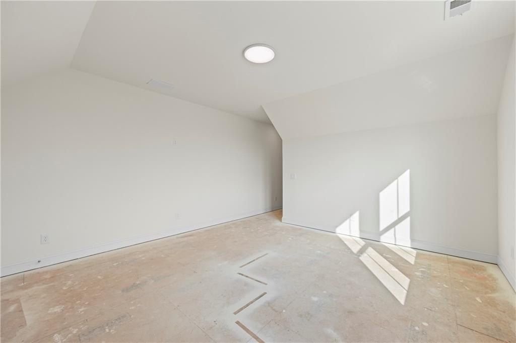 4312 Green Hill. Gainesville, GA 30506