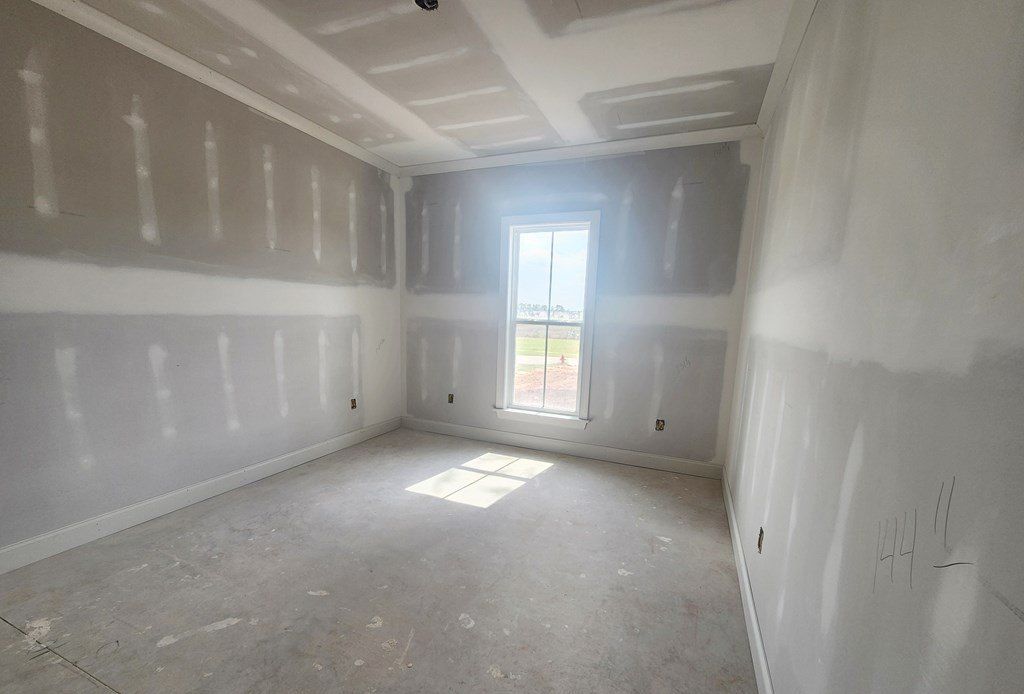 329 Willow Oak Loop. Leesburg, GA 31763