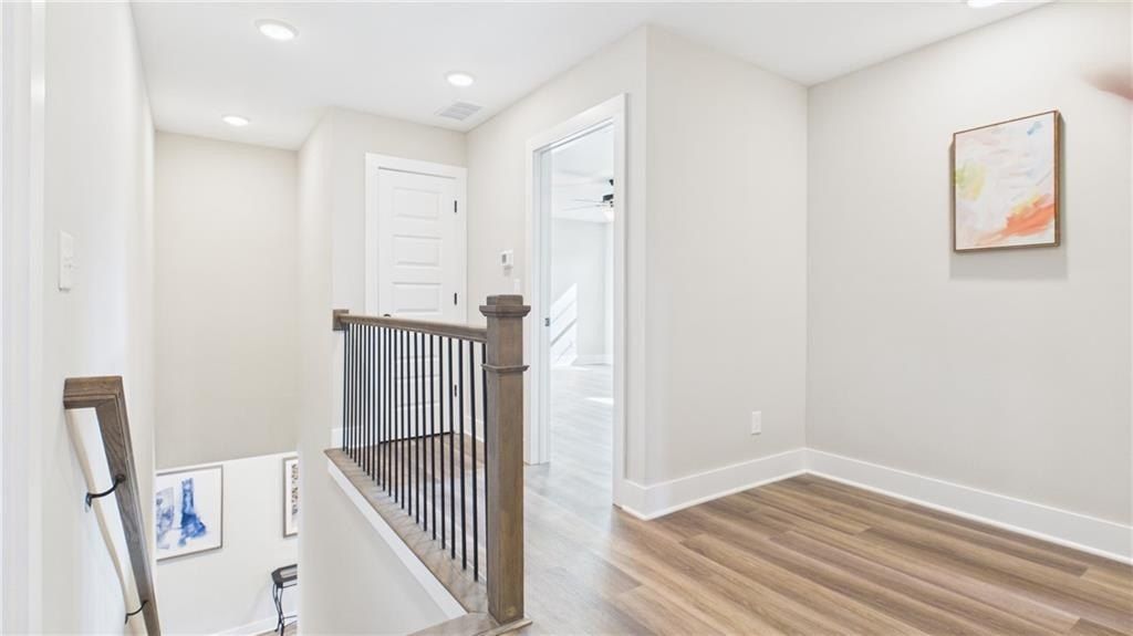 106 Neal Point. Atlanta, GA 30349