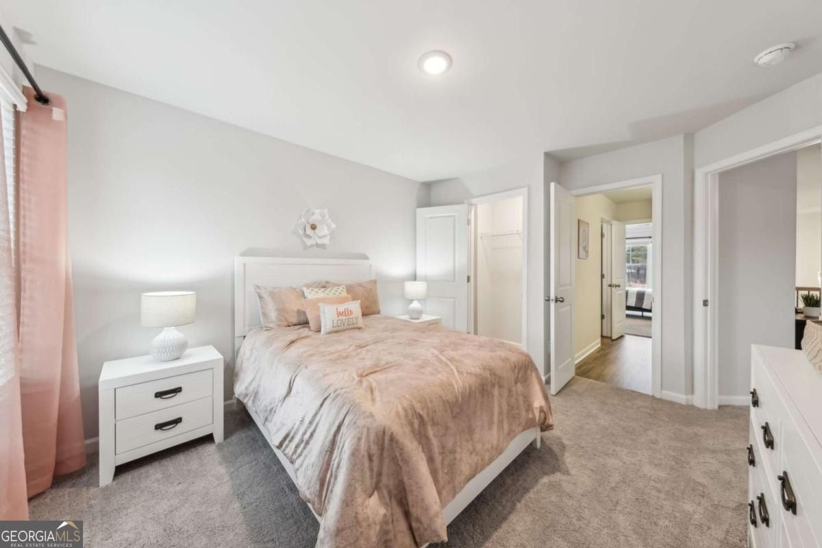 1322 Stephens View Drive. Loganville, GA 30052