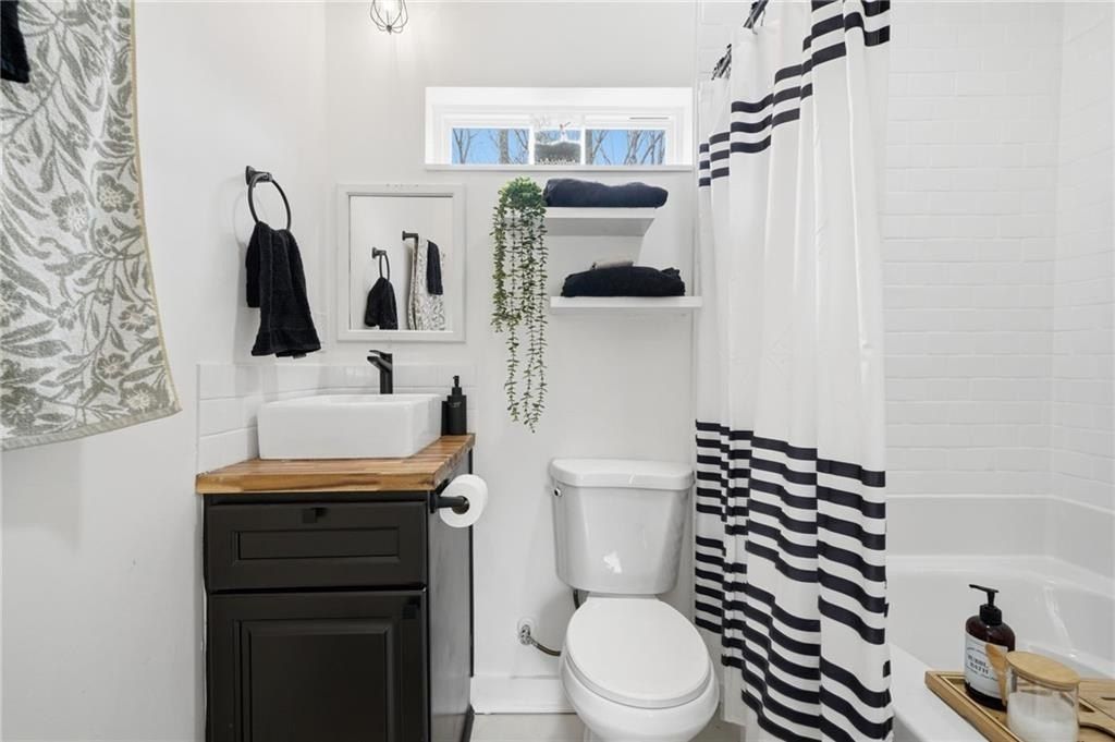 710 Lumber Company Road. Talking Rock, GA 30175