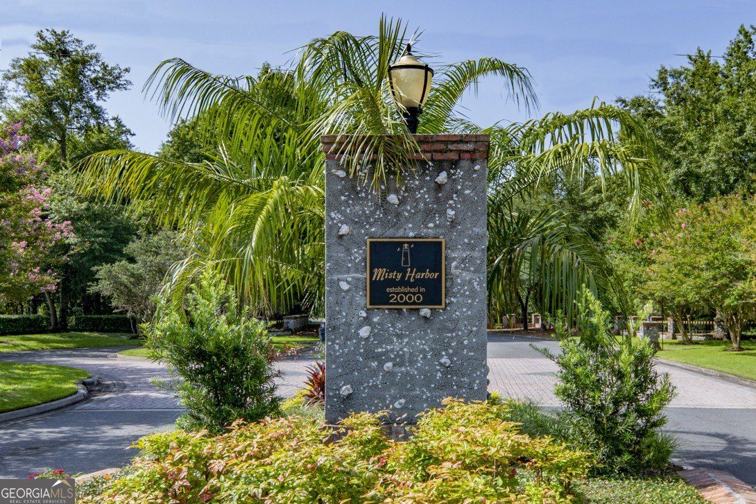 234 Marina Isle Drive. Woodbine, GA 31569