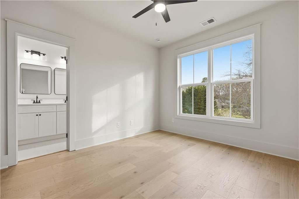 318 Vinings Walk Nw. Gainesville, GA 30501