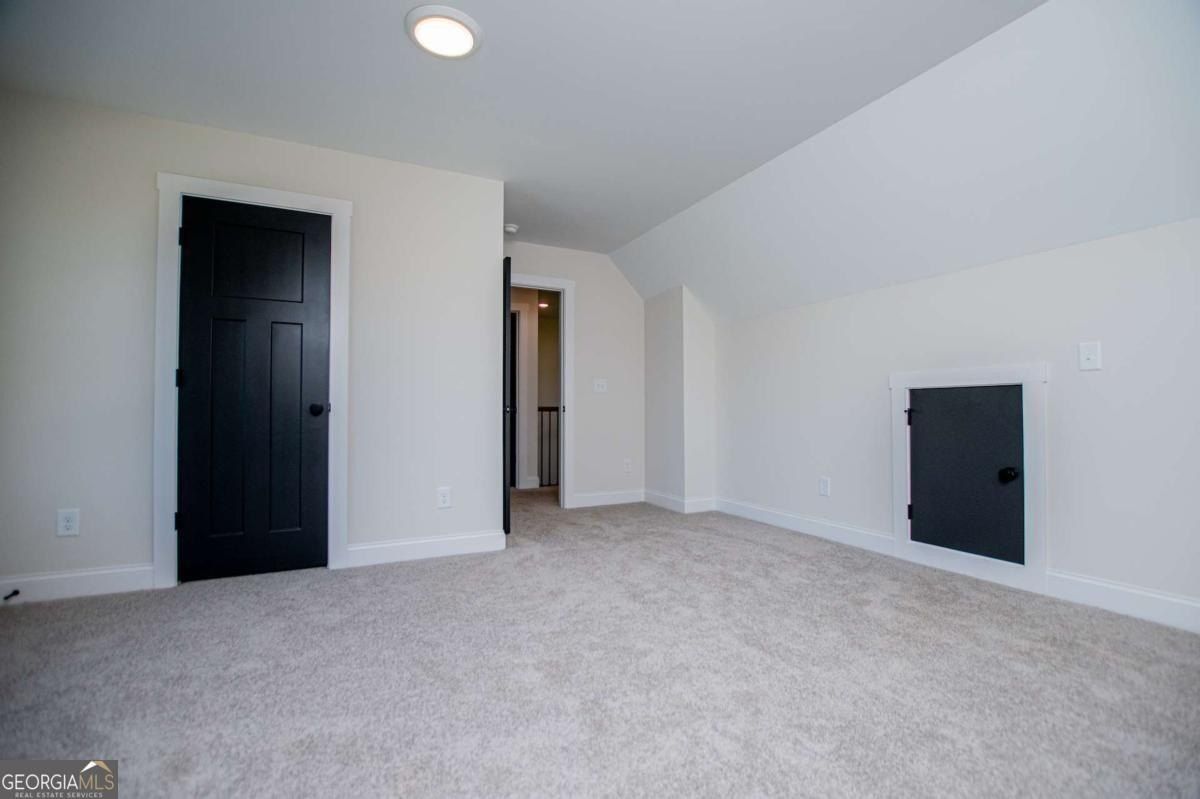 102 Red Oak Lane. Carrollton, GA 30116