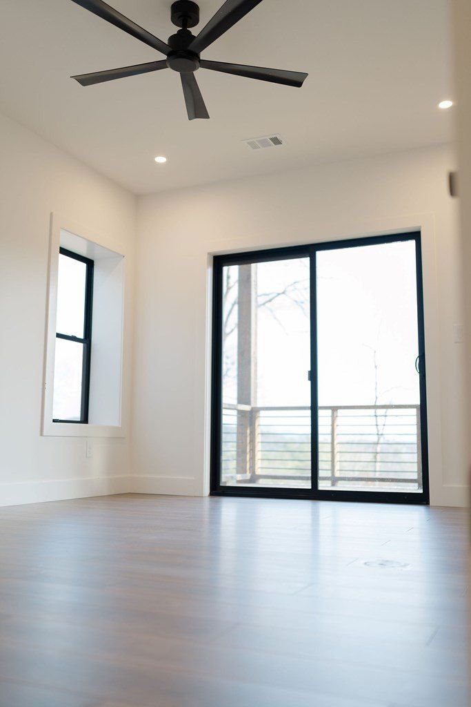 386 Mountain Laurel Ridge. Mineral Bluff, GA 30559