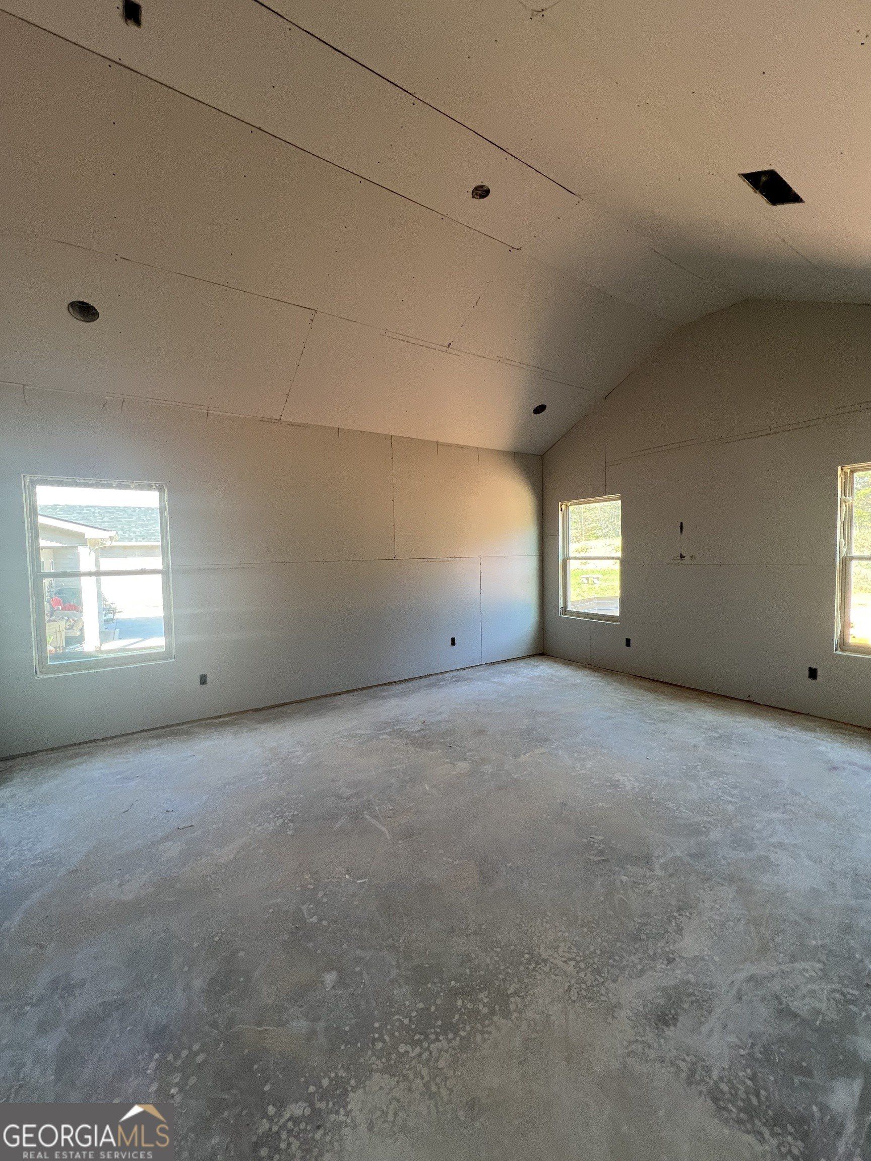 308 Hammerstone Court. Senoia, GA 30276