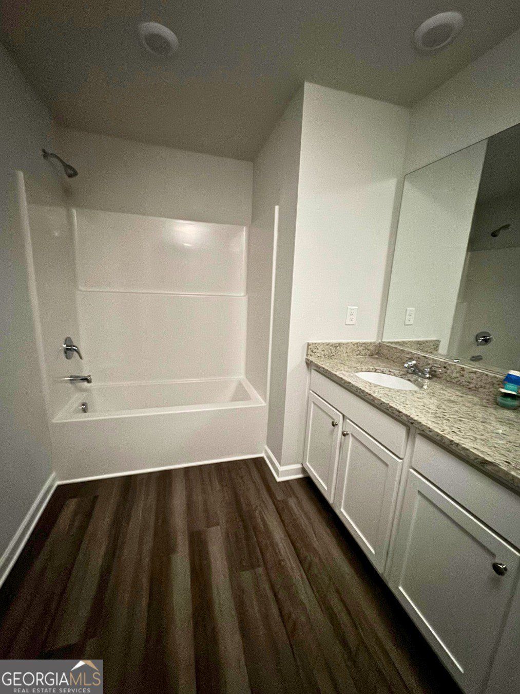 114 Red Oak Trail Nw. Milledgeville, GA 31061