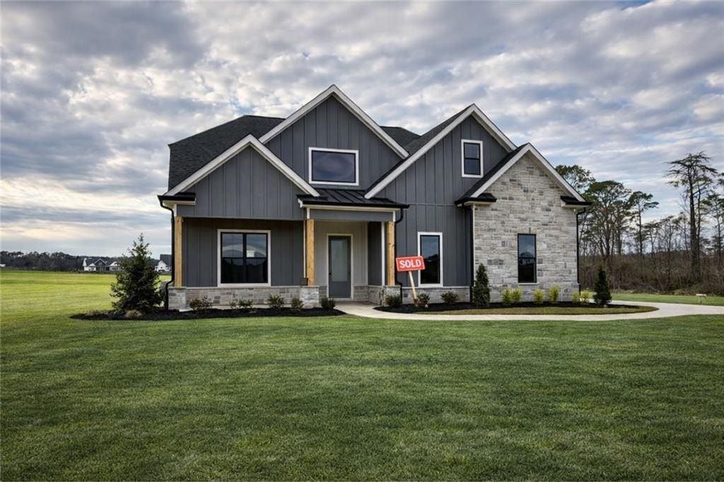 131 Palisade Drive. Rydal, GA 30171