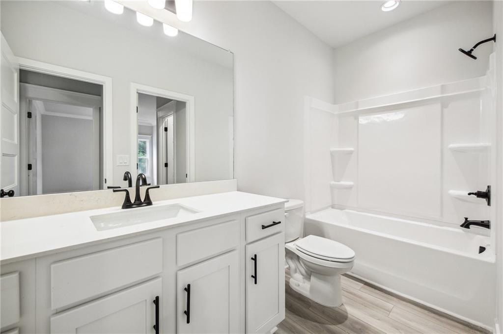 28 Chickadee Court. Auburn, GA 30011