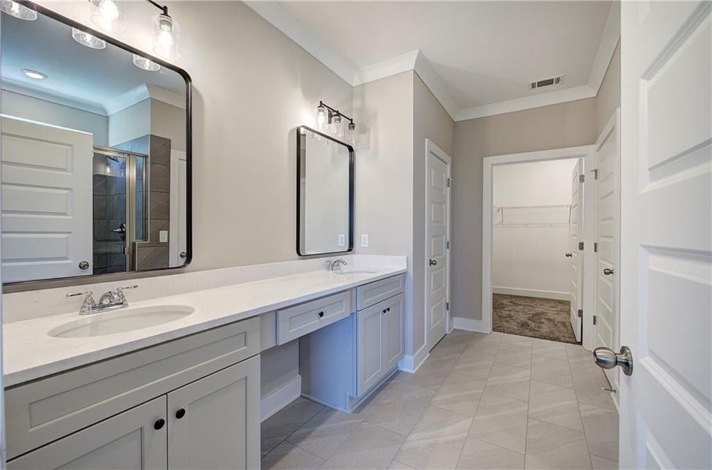 144 Sunflower Circle Ne. Cartersville, GA 30121
