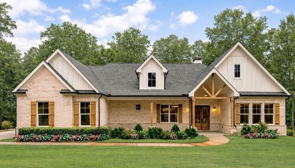 North Fork Drive. Pendergrass, GA 30567