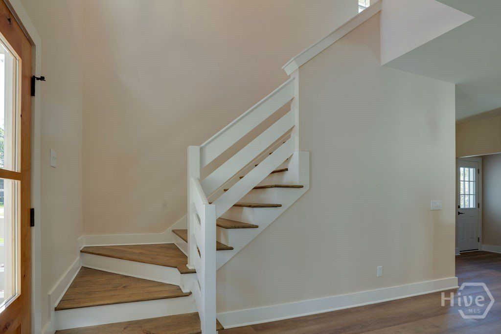 7221 Van Buren Avenue. Savannah, GA 31406