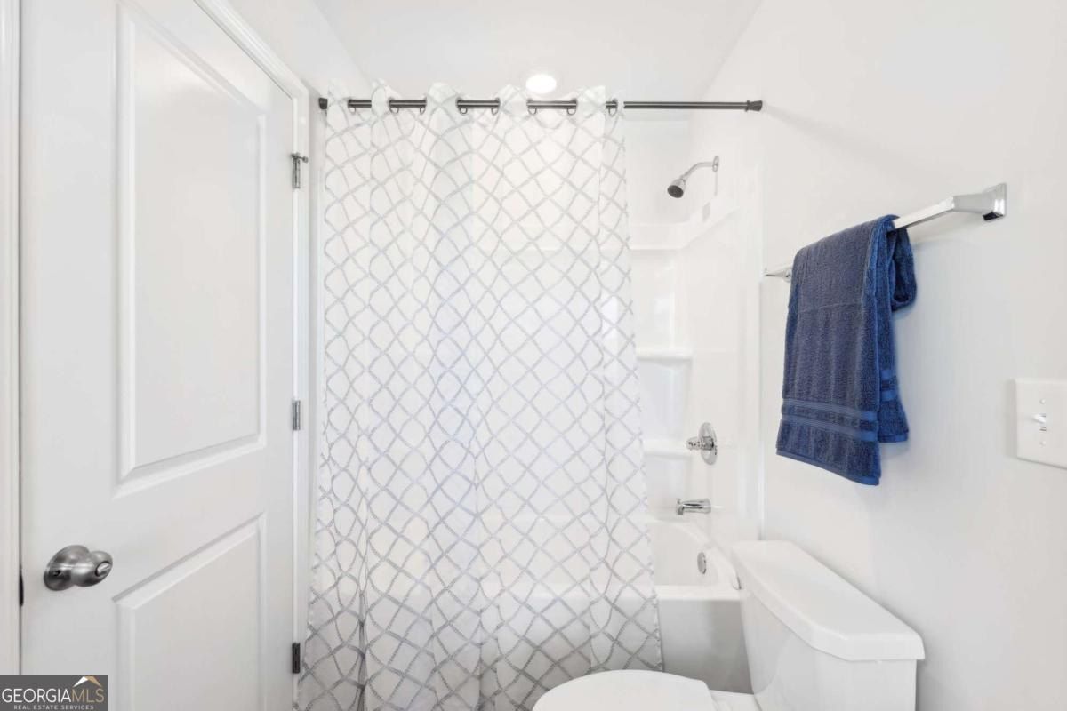 362 Cedar Wood Trace. Winder, GA 30680