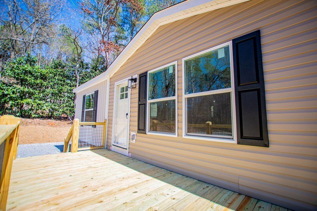 4221 N Hwy 100. Waco, GA 30182