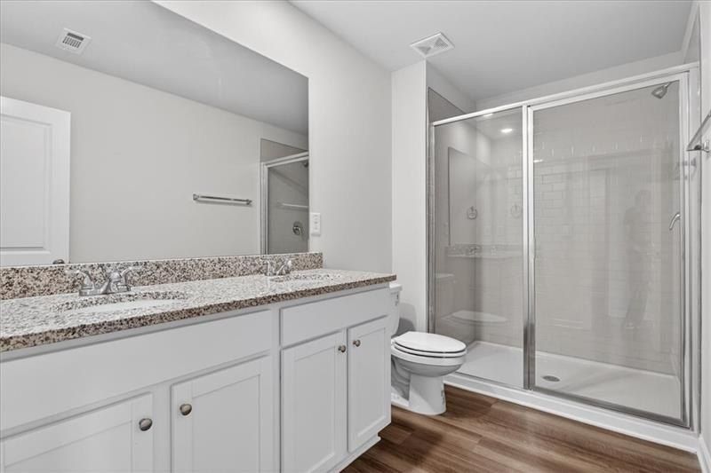 132 Brexley Drive. Calhoun, GA 30701