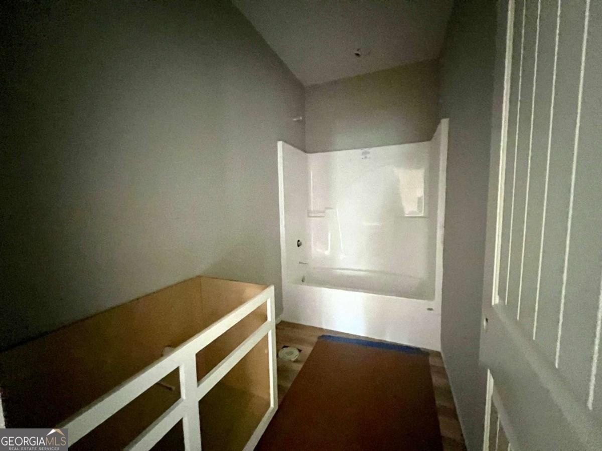 79 Gholston Extension. Comer, GA 30629