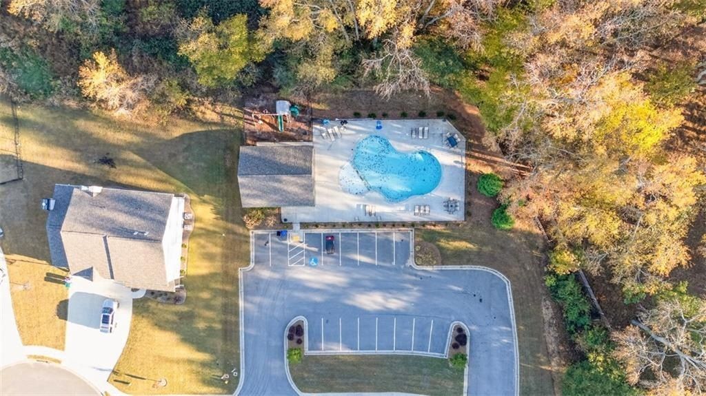 635 Rocky Springs Drive. Jefferson, GA 30549