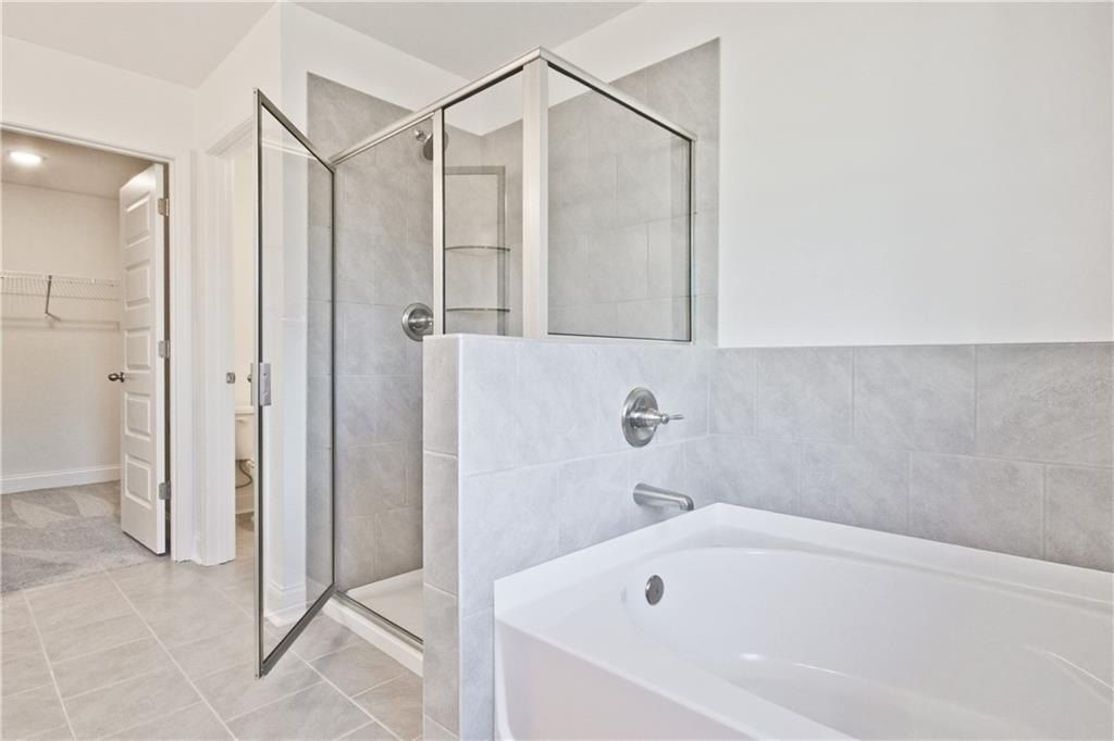 3987 Streamlet Way Unit 155. Gainesville, GA 30506