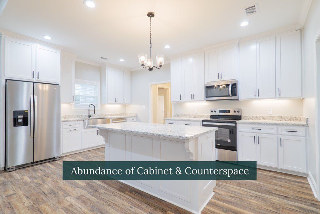 1114 Hwy 221. Naylor, GA 31641