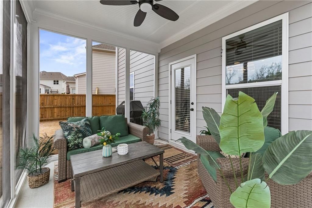 5070 Sierra Creek Drive. Hoschton, GA 30548