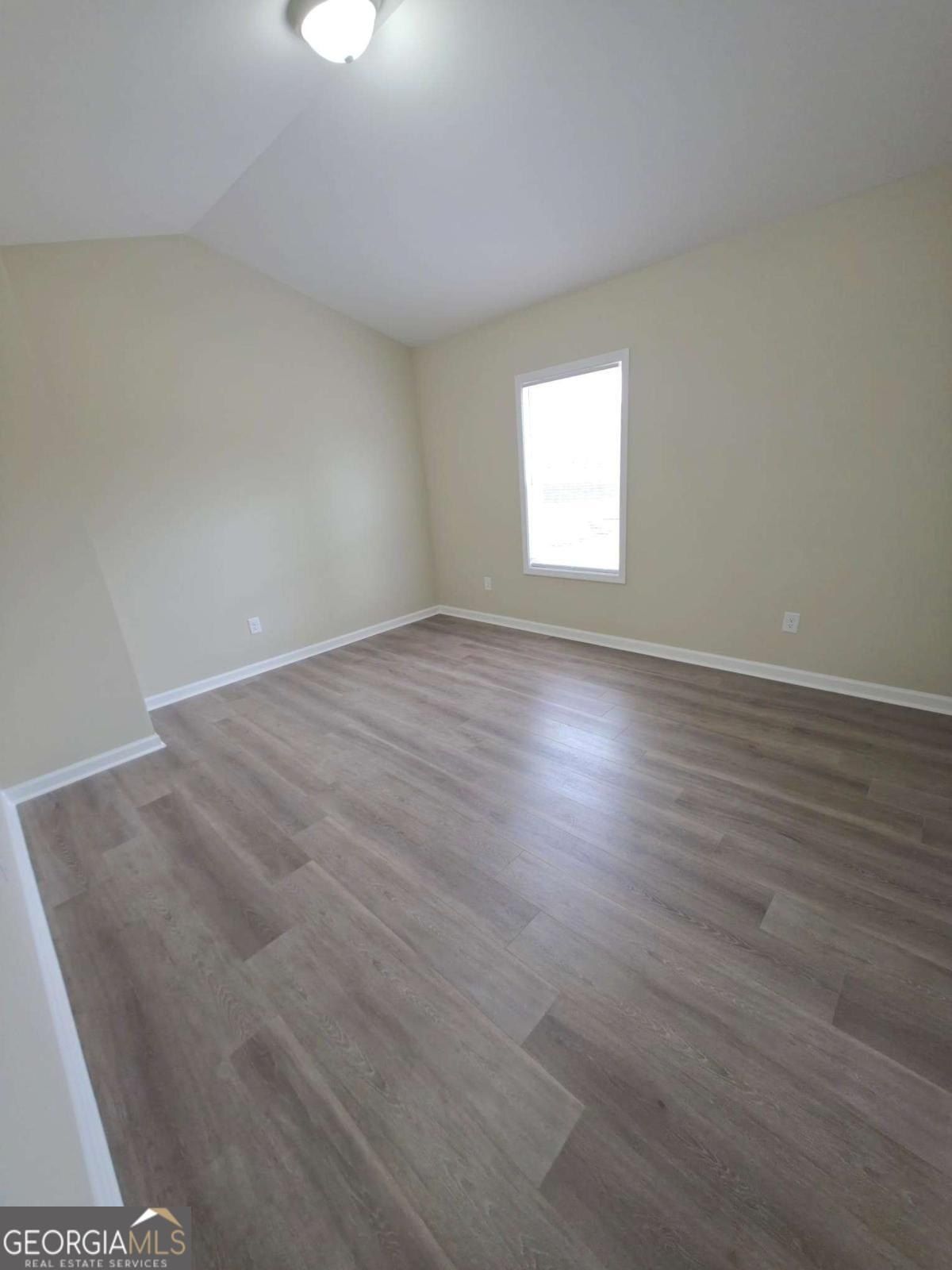 138 Charlotte Circle. Statham, GA 30666