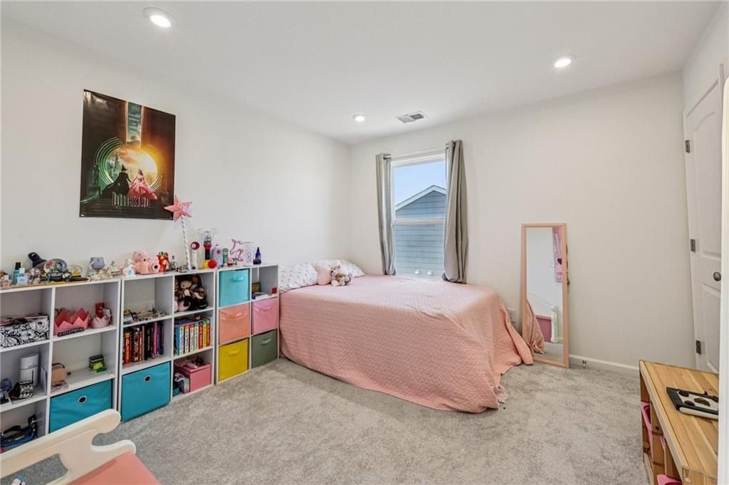 1010 Blossom Lane. Euharlee, GA 30145