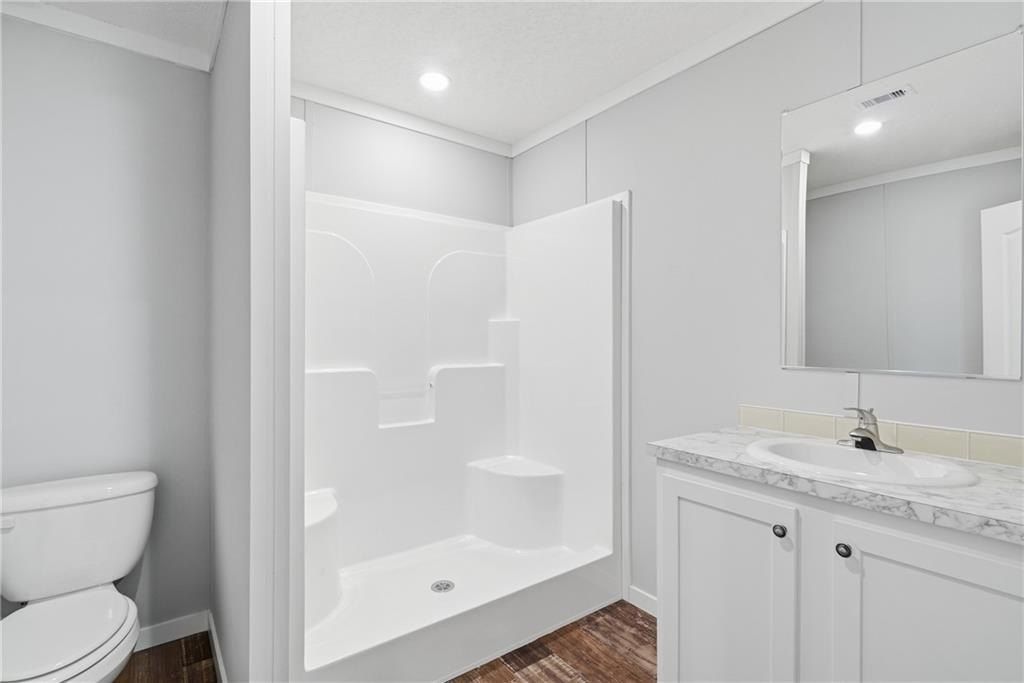 93 Thrasher Lane E. Jesup, GA 31545