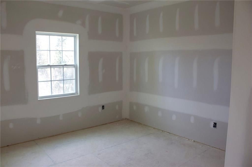 2258 Fernwood Drive. Atlanta, GA 30344