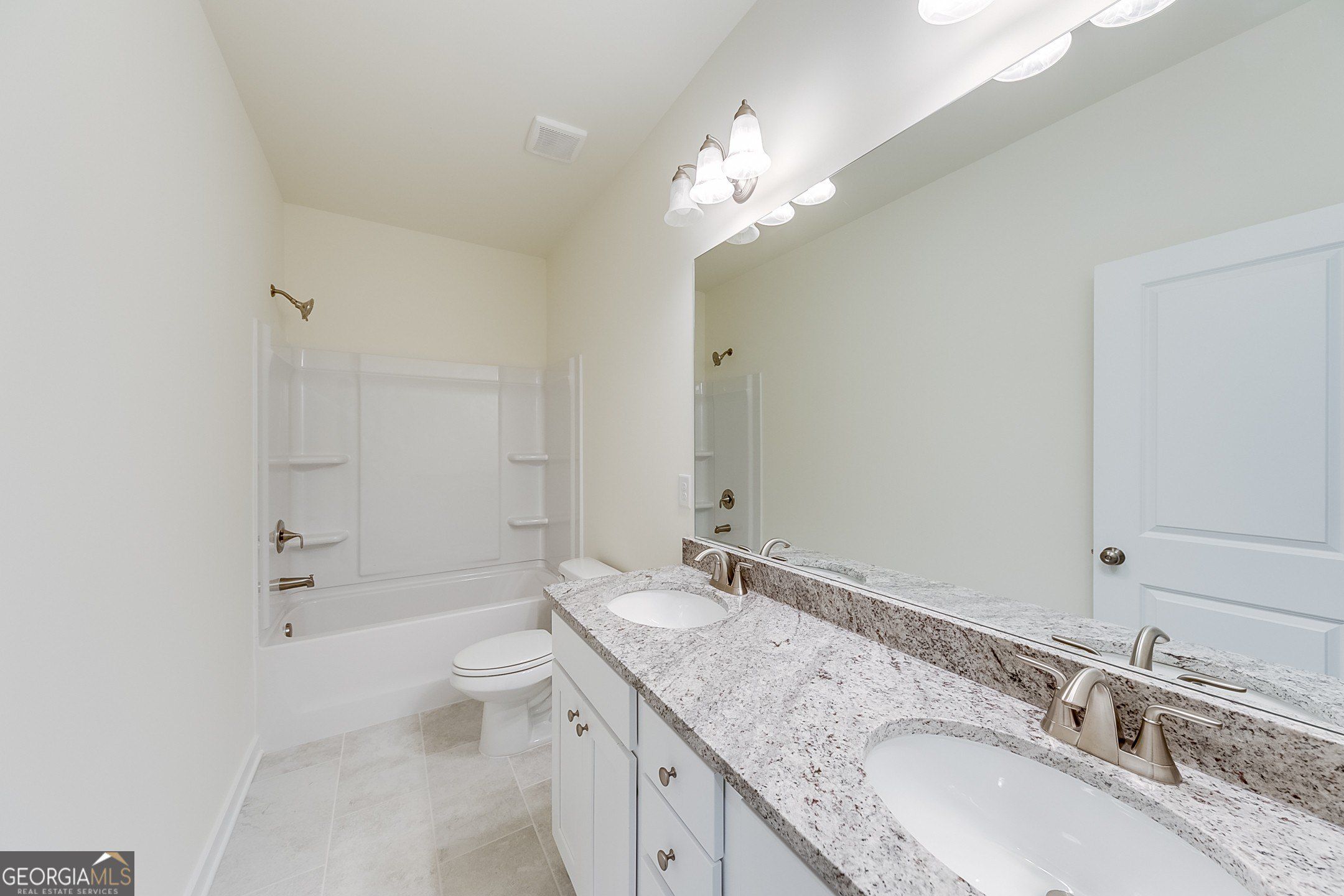 411 Elwyn Barrett Road. Jefferson, GA 30549