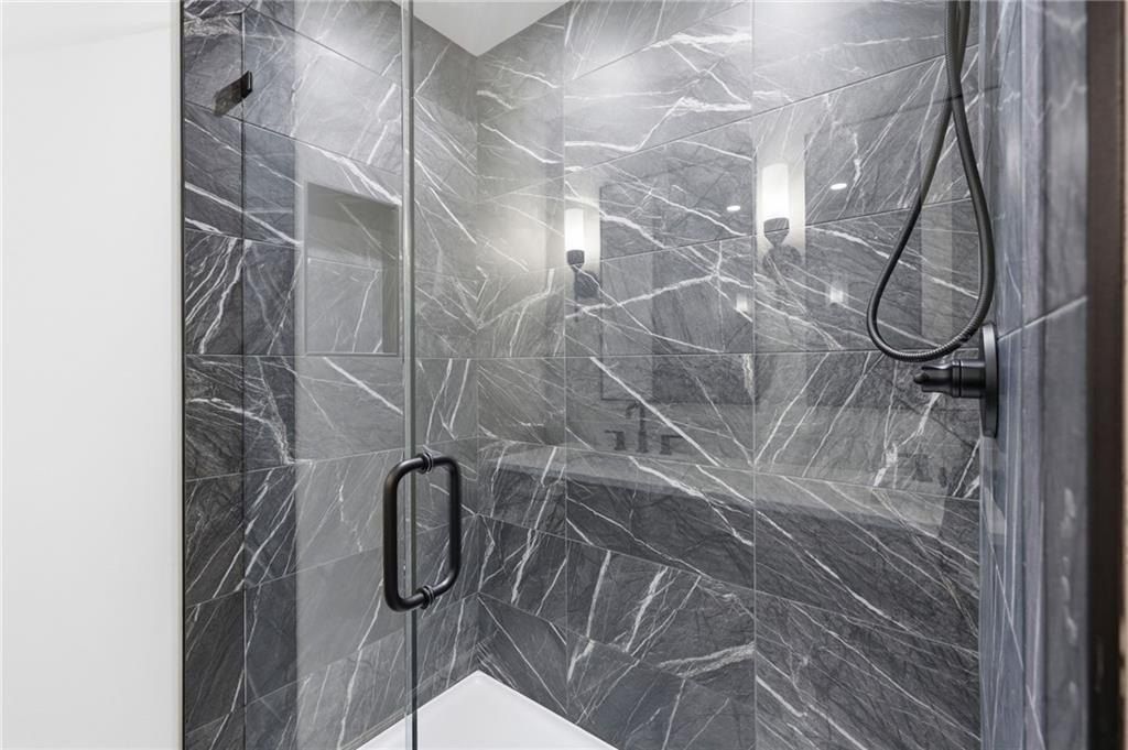 1121 Riverside Terrace. Gainesville, GA 30501