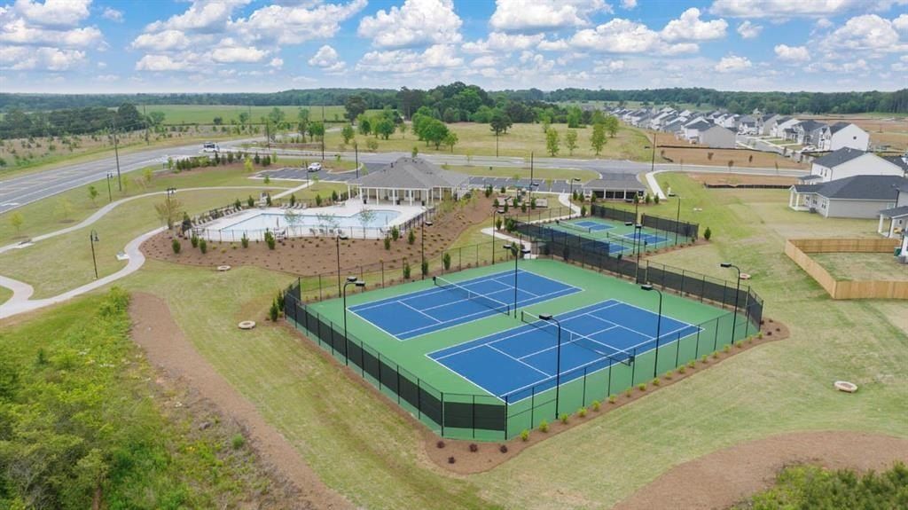 200 Defilippe Drive. Statham, GA 30666