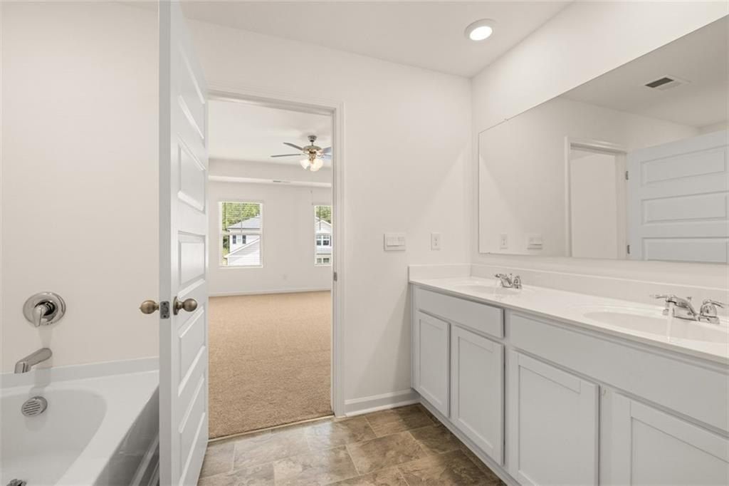 8565 Secretariat Drive. Lithonia, GA 30058