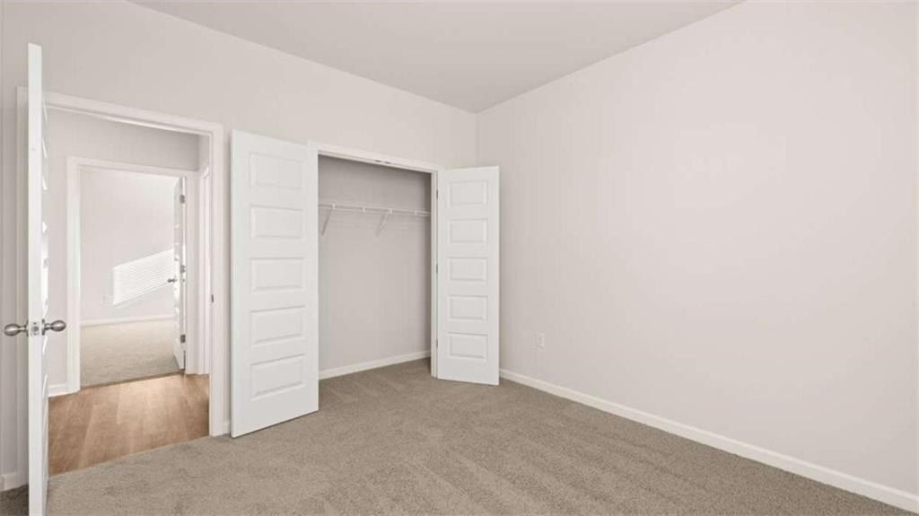 Defilippe Drive. Statham, GA 30666