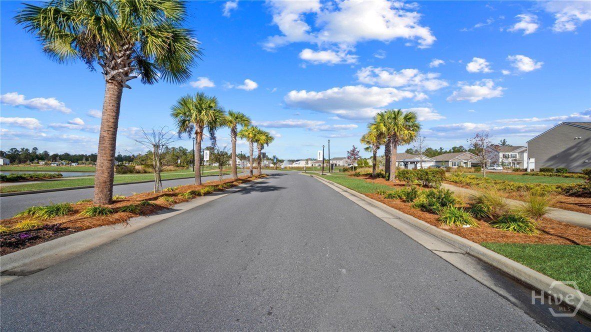 1066 Bergamot Road. Bloomingdale, GA 31302