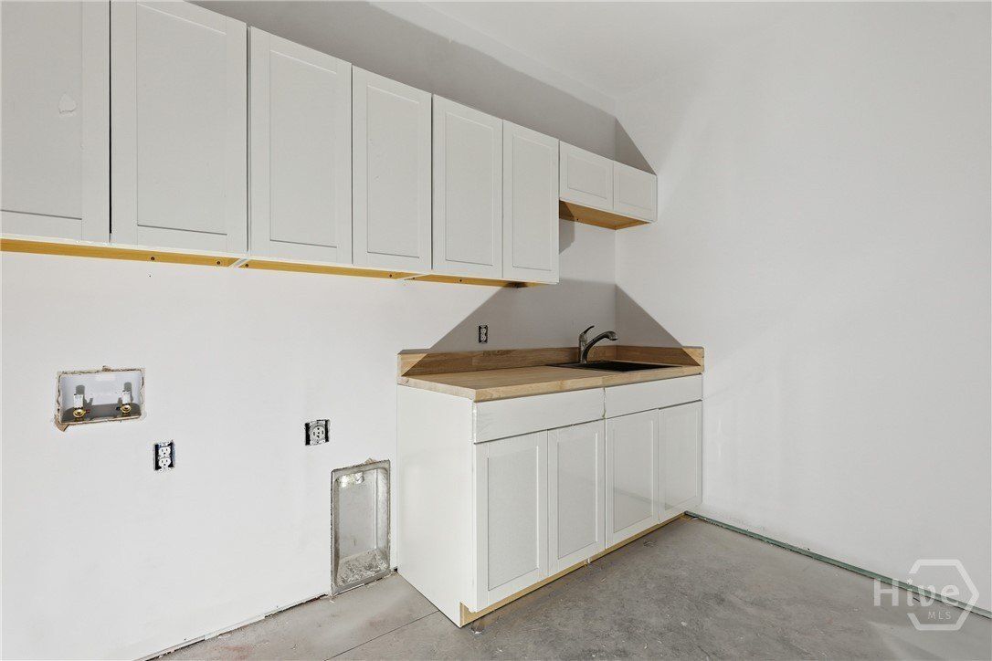 433 Exley Loop. Rincon, GA 31326