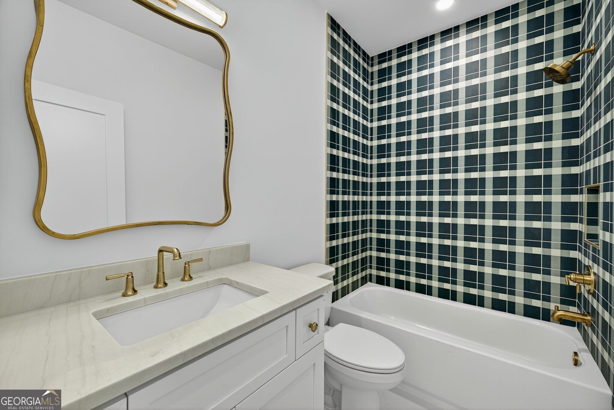 991 Courtenay Drive Ne. Atlanta, GA 30306