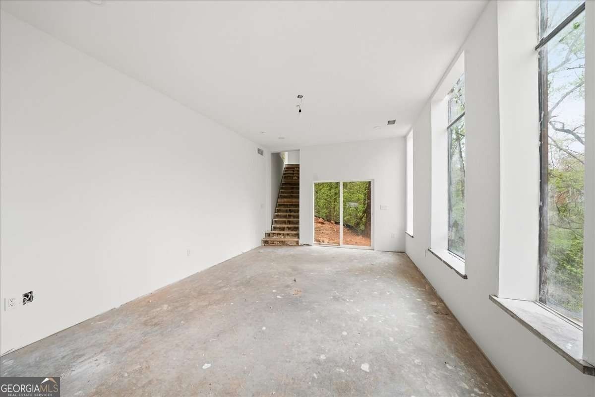 2471 Saint Patrick Street Se. Atlanta, GA 30317