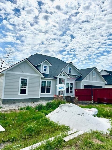 3073 Houser Way. Hahira, GA 31632