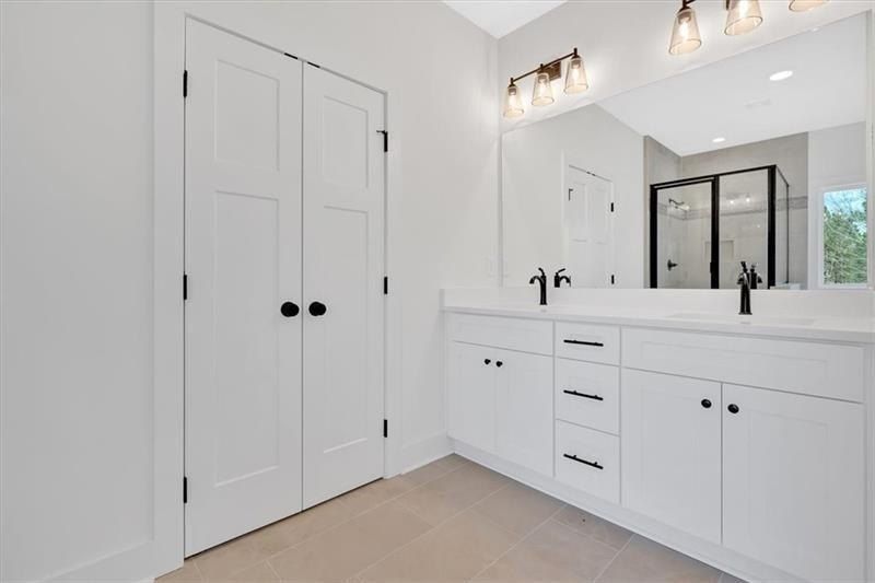 648 Longwood Place. Dallas, GA 30132